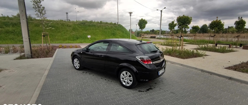 Opel Astra cena 17400 przebieg: 226000, rok produkcji 2008 z Błonie małe 154